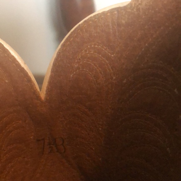 ARIAT Square Toe Cowboy Boots - Picture 8 of 11